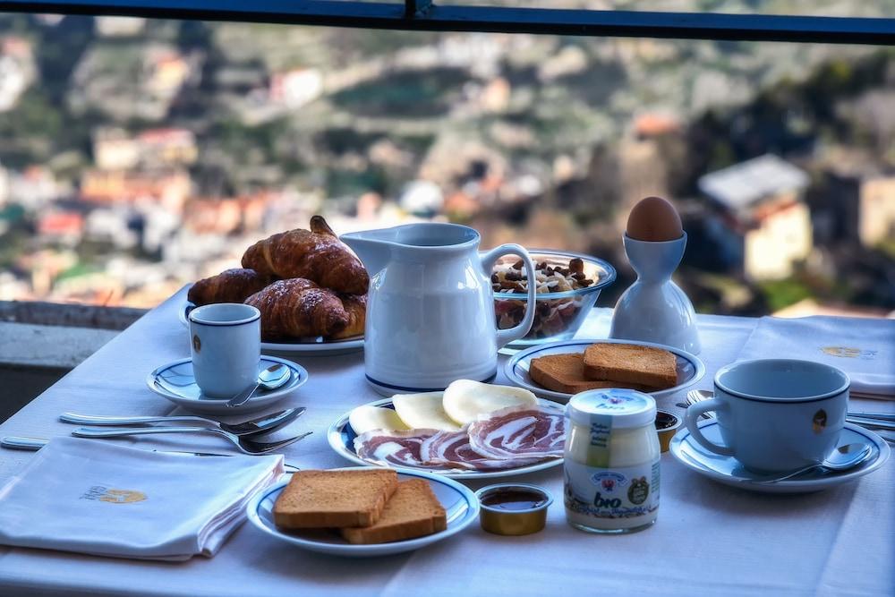 Hotel Graal 4*